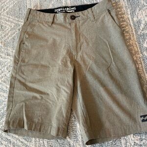 Billabong submersible short